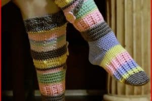 como hacer calcetines de punto con dos agujas