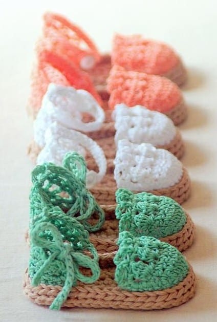 zapatitos para nina tejidos a crochet bebe 0 a 3 meses