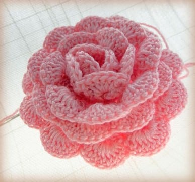 rosas a crochet paso a paso tejidas