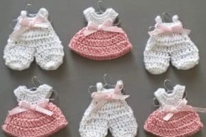 souvenirs tejidos a crochet baby shower