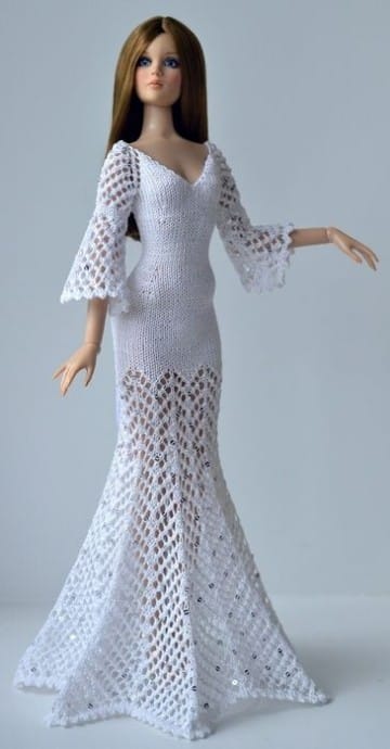 vestidos de muñecas a crochet 15 años