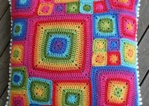 me muero por los cojines a crochet cuadrados