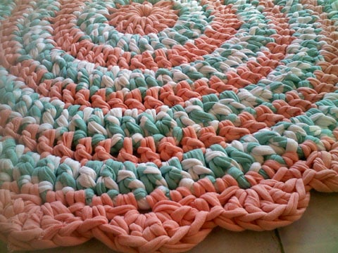como hacer alfombras con totora redonda