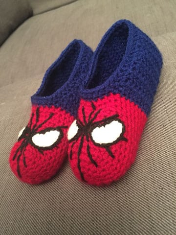 pantuflas tejidas para niños spiderman