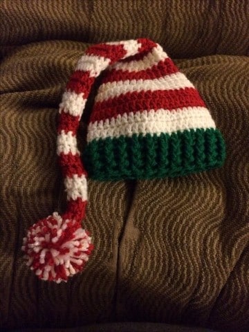 gorros navideños en crochet rojo y verde