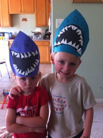 sombreros divertidos para niños de tiburones
