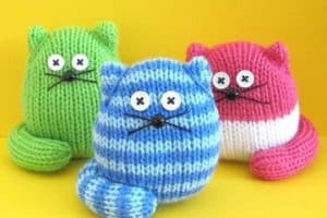 los gatos tejidos a crochet para decorar todos tus espacios