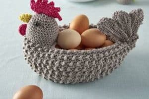 gallinas tejidas a crochet hueveras
