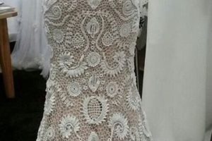 tejido irlandes a crochet en vestido de novia
