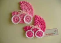 4 piezas miniaturas en crochet para baby shower