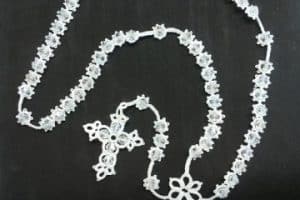 imagenes de rosarios tejidos a gancho
