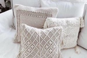 3 diseños de fundas para almohadones en crochet