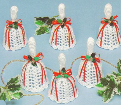 campanas de navidad a crochet con detalles