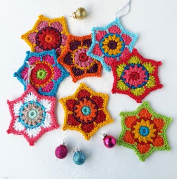 estrella tejida a crochet pequeñas para pendientes