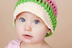 gorras con visera para bebes de colores