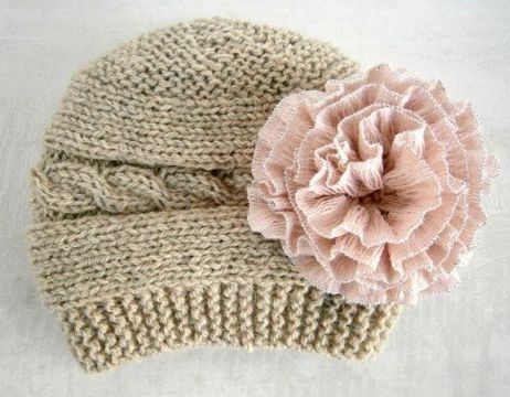 gorras tejidas para niña con flores