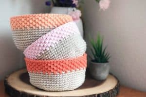 coloridas canastas tejidas a crochet con ganchillo 10mm