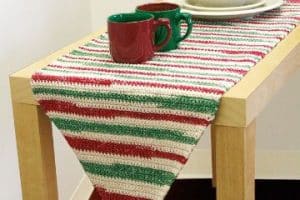 caminos de mesa tejidos a crochet franjas