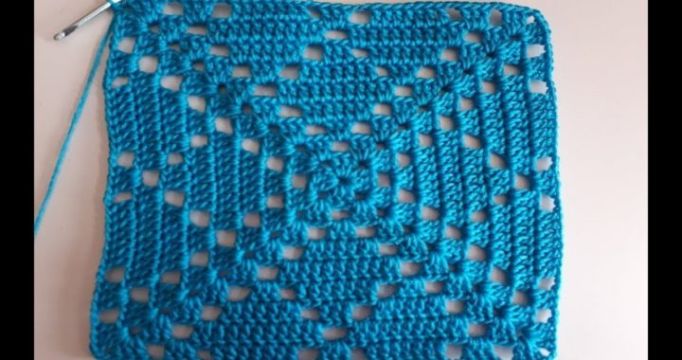 cuadros tejidos a crochet para mantel sencillos