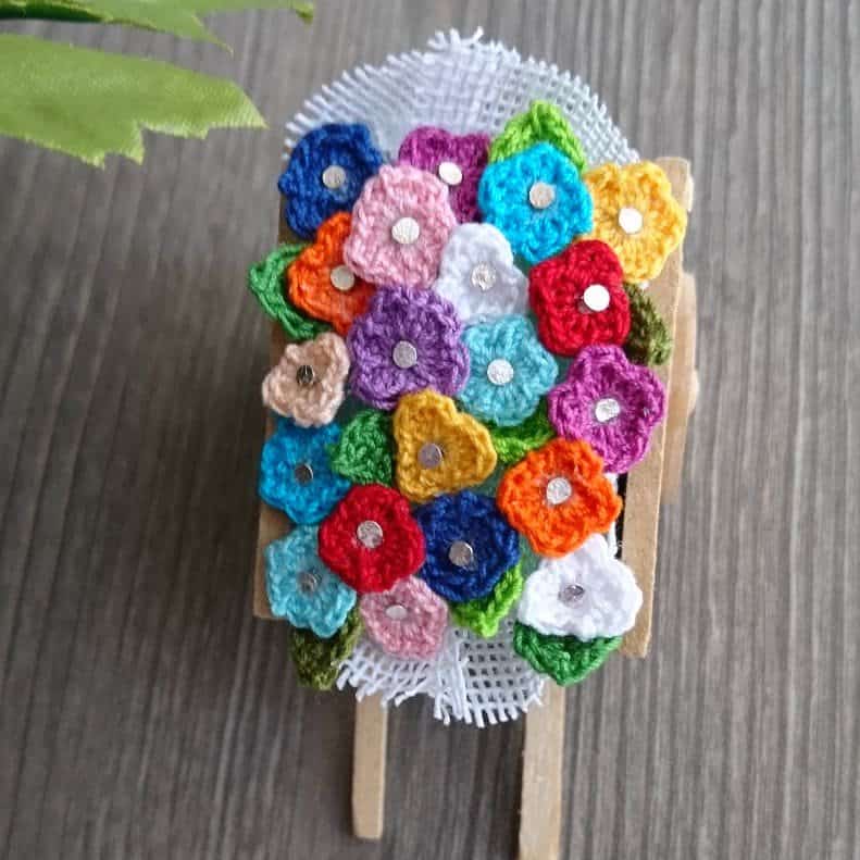 flores tejidas a crochet faciles