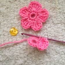 flores tejidas a crochet faciles miniatura