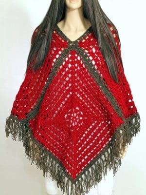 Ponchos a crochet para damas modernos