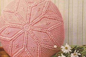 almohadones a crochet redondos de 40 cm