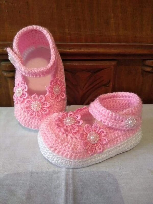 zapatos de bebe en crochet