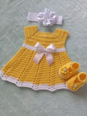vestidos para bebe de crochet AMARILLO