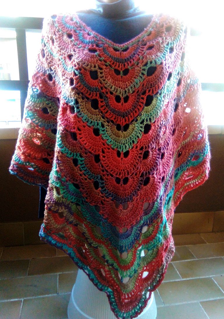 Modelos De Ponchos Tejidos A Mano