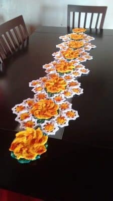 caminos de mesa a crochet flores